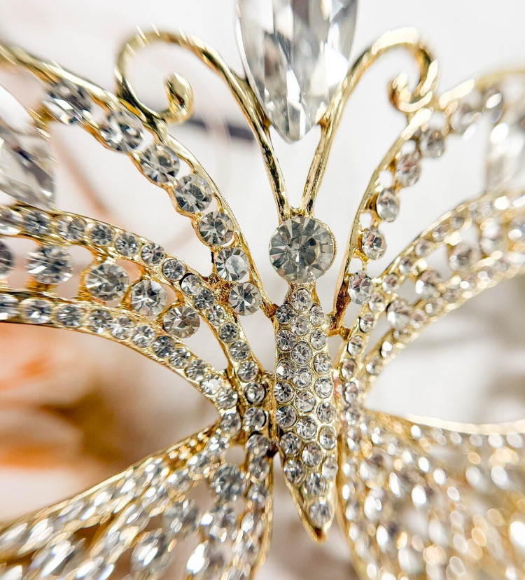 Crystal Masquerade Mask
